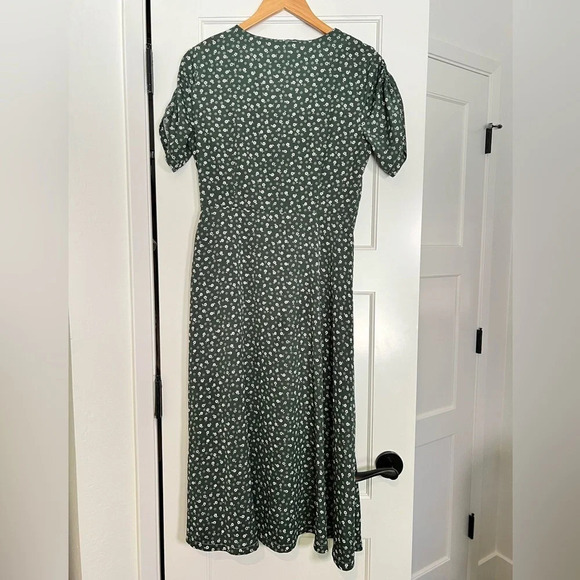 SHEIN Green Floral Short Sleeve Button A-line MIDI Dress size Small - Picture 3 of 3